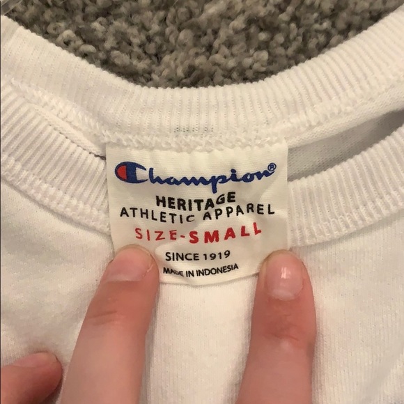 Champion T-shirt - Picture 3 of 4